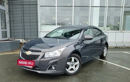 Chevrolet Cruze II, 2013 год, 1 140 000 рублей, 2 фотография