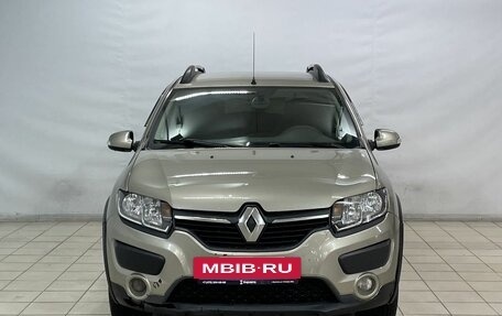 Renault Sandero II рестайлинг, 2015 год, 739 900 рублей, 3 фотография