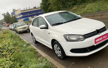 Volkswagen Polo VI (EU Market), 2012 год, 530 000 рублей, 2 фотография