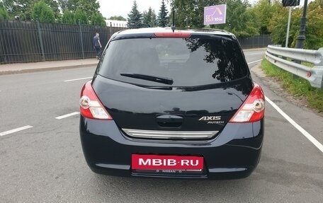 Nissan Tiida, 2011 год, 850 000 рублей, 5 фотография