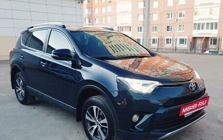 Toyota RAV4, 2018 год, 2 700 000 рублей, 4 фотография