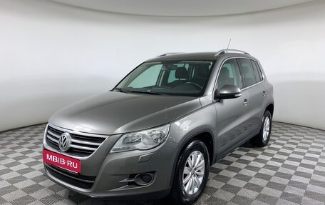 Volkswagen Tiguan I, 2010 год, 899 000 рублей, 1 фотография