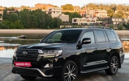 Toyota Land Cruiser 200, 2016 год, 7 200 000 рублей, 9 фотография