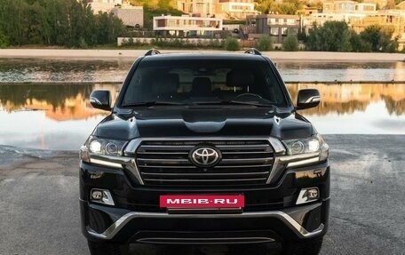 Toyota Land Cruiser 200, 2016 год, 7 200 000 рублей, 5 фотография