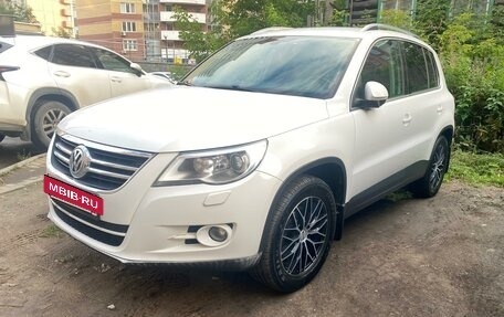 Volkswagen Tiguan I, 2010 год, 1 450 000 рублей, 2 фотография