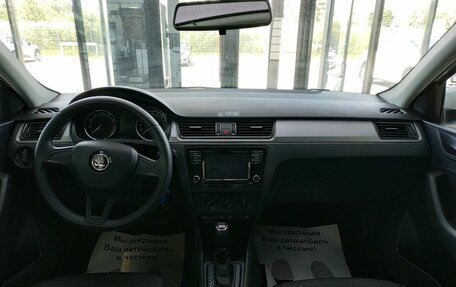 Skoda Rapid I, 2018 год, 869 000 рублей, 9 фотография