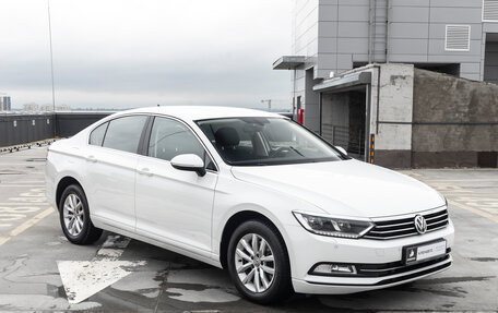 Volkswagen Passat B8 рестайлинг, 2019 год, 2 389 000 рублей, 3 фотография