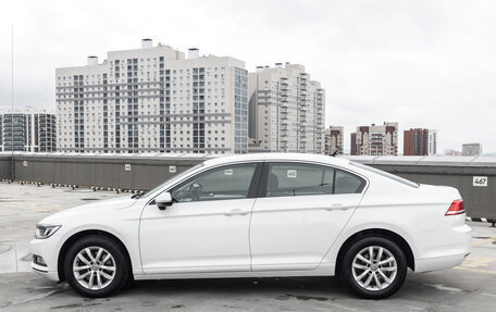 Volkswagen Passat B8 рестайлинг, 2019 год, 2 389 000 рублей, 8 фотография