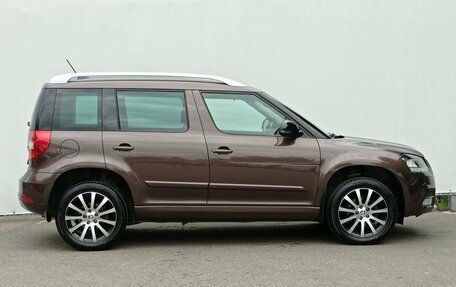 Skoda Yeti I рестайлинг, 2017 год, 1 635 000 рублей, 4 фотография