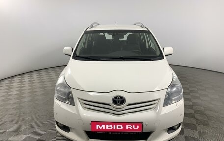 Toyota Verso I, 2012 год, 1 399 000 рублей, 2 фотография