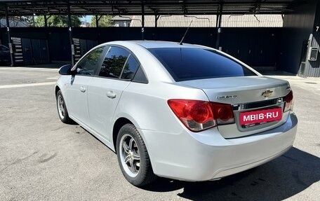 Chevrolet Cruze II, 2010 год, 650 000 рублей, 8 фотография