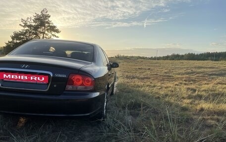 Hyundai Sonata IV рестайлинг, 2004 год, 580 000 рублей, 13 фотография