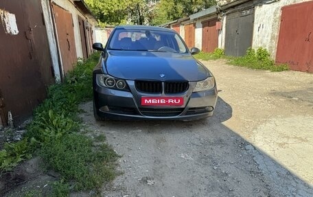 BMW 3 серия, 2005 год, 725 000 рублей, 1 фотография