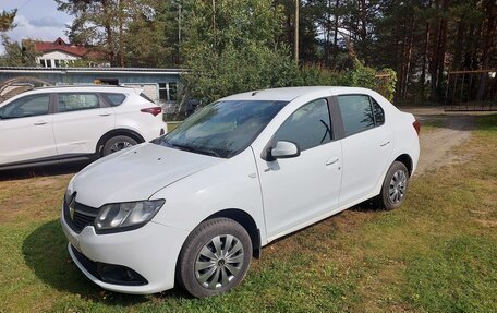 Renault Logan II, 2018 год, 750 000 рублей, 1 фотография