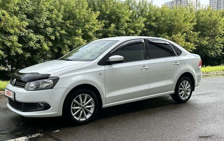 Volkswagen Polo VI (EU Market), 2015 год, 1 100 000 рублей, 4 фотография