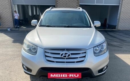 Hyundai Santa Fe III рестайлинг, 2011 год, 1 259 000 рублей, 2 фотография