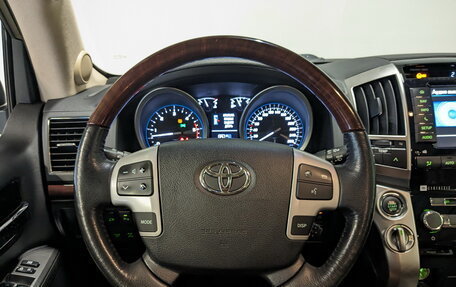 Toyota Land Cruiser 200, 2014 год, 5 090 000 рублей, 29 фотография