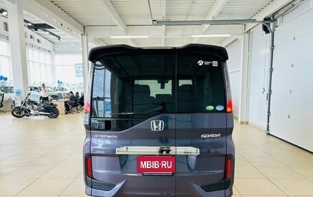 Honda Stepwgn IV, 2015 год, 2 399 999 рублей, 5 фотография