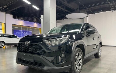 Toyota RAV4, 2023 год, 3 566 000 рублей, 1 фотография