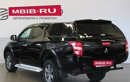 Mitsubishi L200 IV рестайлинг, 2017 год, 2 295 000 рублей, 7 фотография