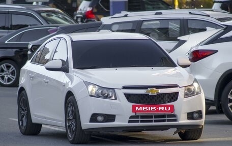 Chevrolet Cruze II, 2010 год, 850 000 рублей, 3 фотография