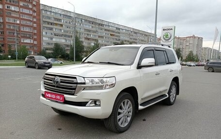 Toyota Land Cruiser 200, 2016 год, 6 166 000 рублей, 1 фотография