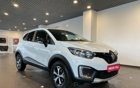 Renault Kaptur I рестайлинг, 2020 год, 2 100 000 рублей, 1 фотография