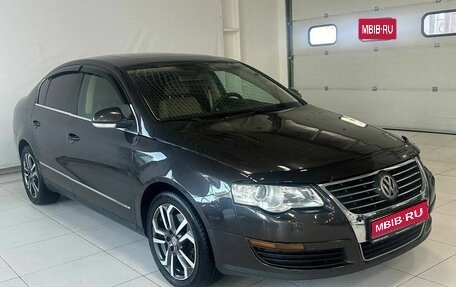 Volkswagen Passat B6, 2005 год, 799 900 рублей, 1 фотография