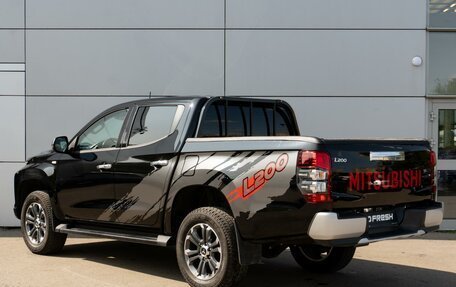 Mitsubishi L200 IV рестайлинг, 2023 год, 4 030 000 рублей, 2 фотография