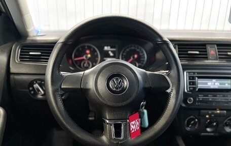 Volkswagen Jetta VI, 2013 год, 1 099 000 рублей, 10 фотография