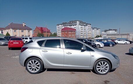 Opel Astra J, 2010 год, 950 000 рублей, 6 фотография