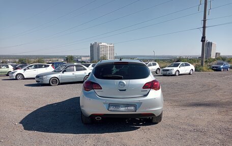 Opel Astra J, 2010 год, 950 000 рублей, 4 фотография