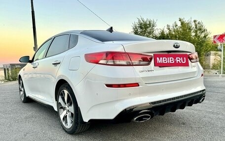 KIA Optima IV, 2018 год, 2 575 000 рублей, 10 фотография