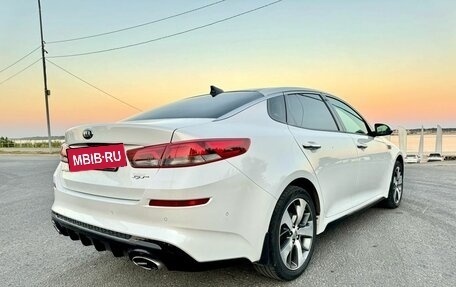 KIA Optima IV, 2018 год, 2 575 000 рублей, 8 фотография