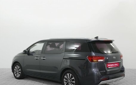 KIA Carnival III, 2017 год, 2 880 000 рублей, 4 фотография