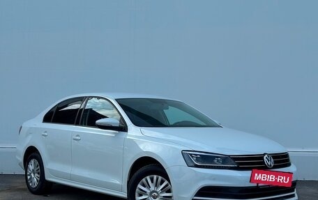 Volkswagen Jetta VI, 2017 год, 1 697 800 рублей, 3 фотография