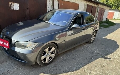 BMW 3 серия, 2005 год, 725 000 рублей, 2 фотография