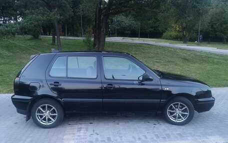 Volkswagen Golf III, 1996 год, 264 000 рублей, 2 фотография