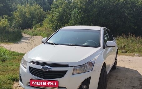 Chevrolet Cruze II, 2013 год, 1 100 000 рублей, 2 фотография