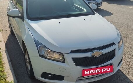 Chevrolet Cruze II, 2012 год, 800 000 рублей, 2 фотография