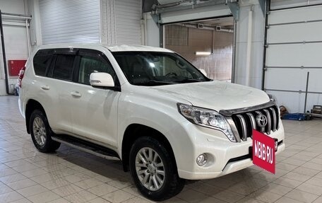 Toyota Land Cruiser Prado 150 рестайлинг 2, 2014 год, 3 580 000 рублей, 2 фотография