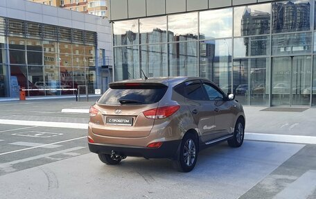 Hyundai ix35 I рестайлинг, 2015 год, 1 460 000 рублей, 2 фотография