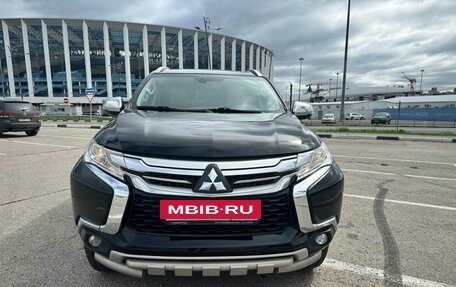 Mitsubishi Pajero Sport III рестайлинг, 2017 год, 3 150 000 рублей, 2 фотография