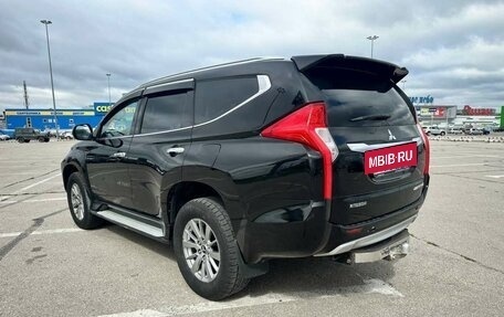 Mitsubishi Pajero Sport III рестайлинг, 2017 год, 3 150 000 рублей, 6 фотография