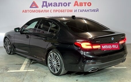 BMW 5 серия, 2018 год, 3 849 000 рублей, 6 фотография