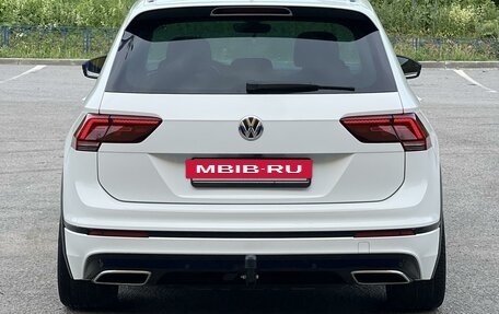 Volkswagen Tiguan II, 2018 год, 3 370 000 рублей, 5 фотография