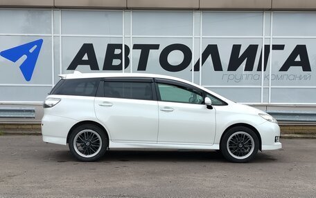 Toyota Wish II, 2013 год, 1 522 000 рублей, 3 фотография