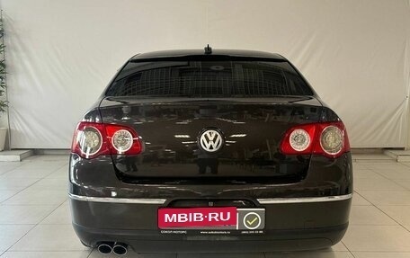 Volkswagen Passat B6, 2005 год, 799 900 рублей, 4 фотография