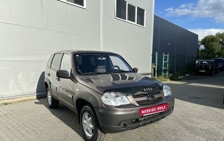 Chevrolet Niva I рестайлинг, 2013 год, 495 000 рублей, 3 фотография