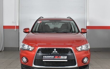 Mitsubishi Outlander III рестайлинг 3, 2011 год, 1 359 995 рублей, 2 фотография